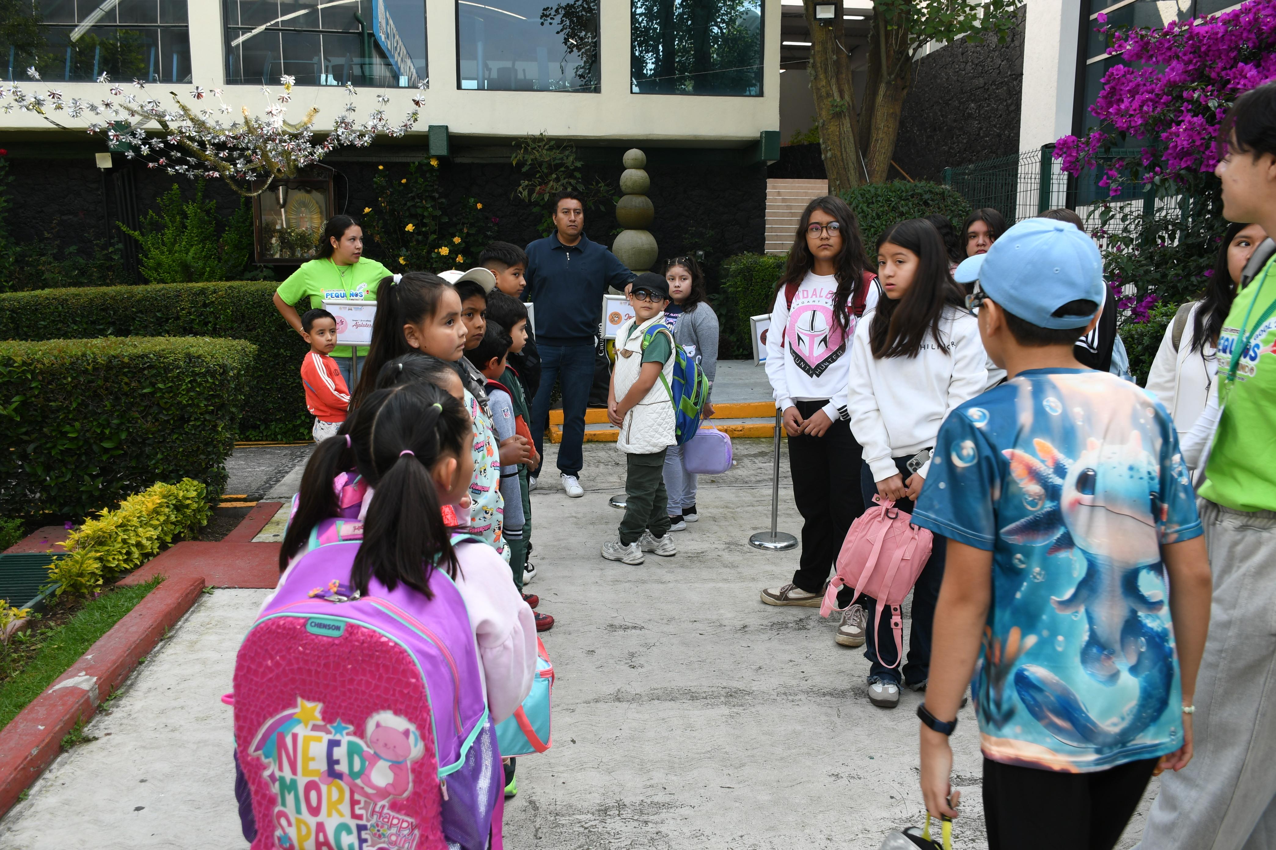 Arribo de niños del Curso de Verano 2026”Pequeños campeones del mundo”, CSCD del SNTISSSTE